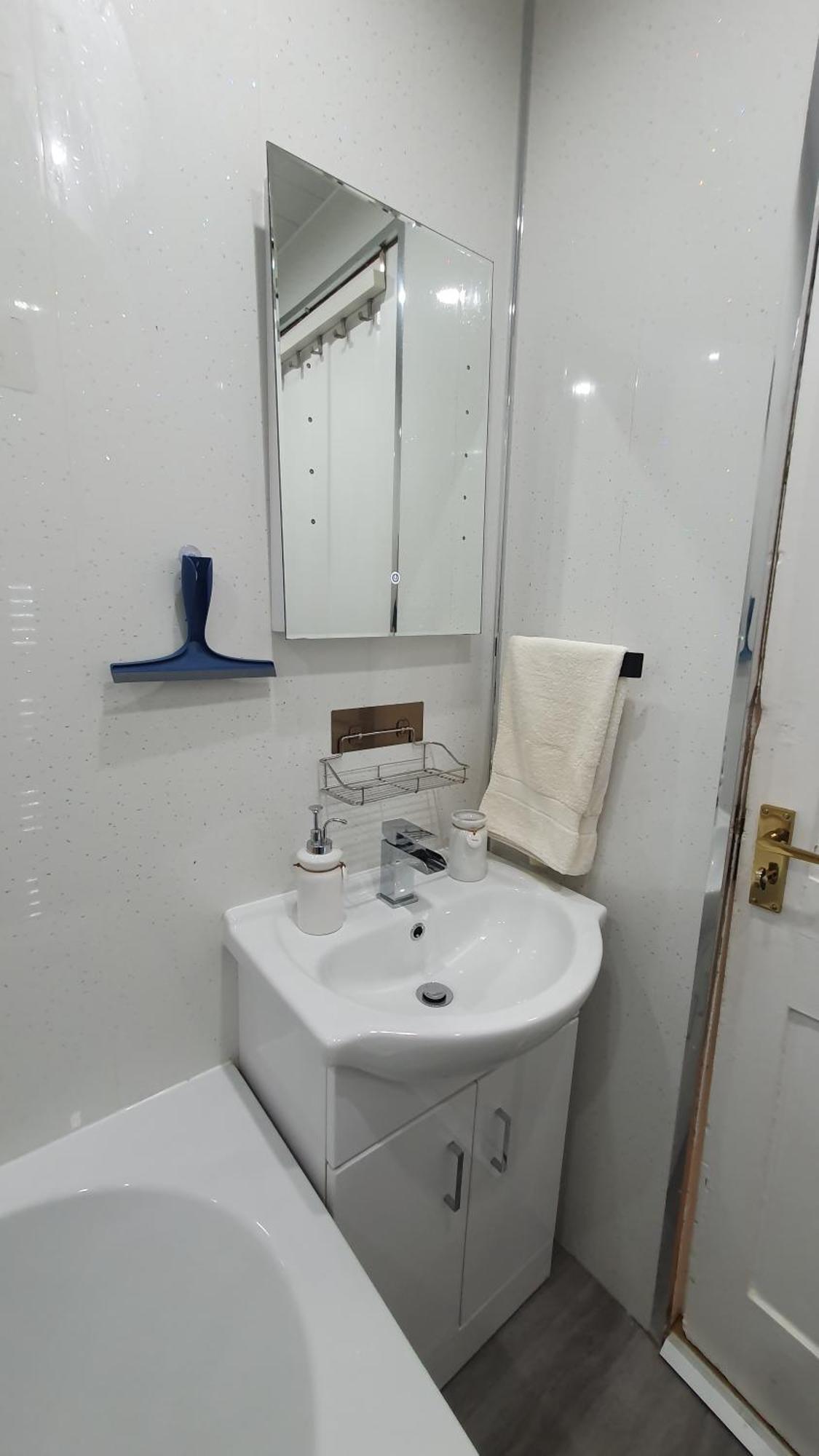 Beautiful Ground Floor Flat Near Haymarket Edinburgh Ngoại thất bức ảnh
